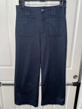 A New Day Women's High-Rise Cropped Pants Navy Pinstripe